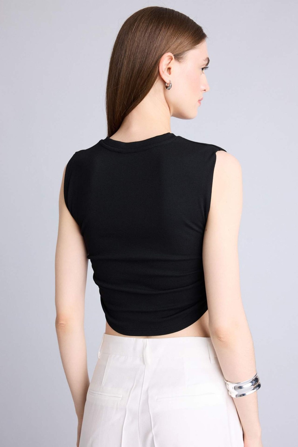 DeFacto Slim Fit Bisiklet Yaka Ribana Atlet F4422AX26SM görsel 6