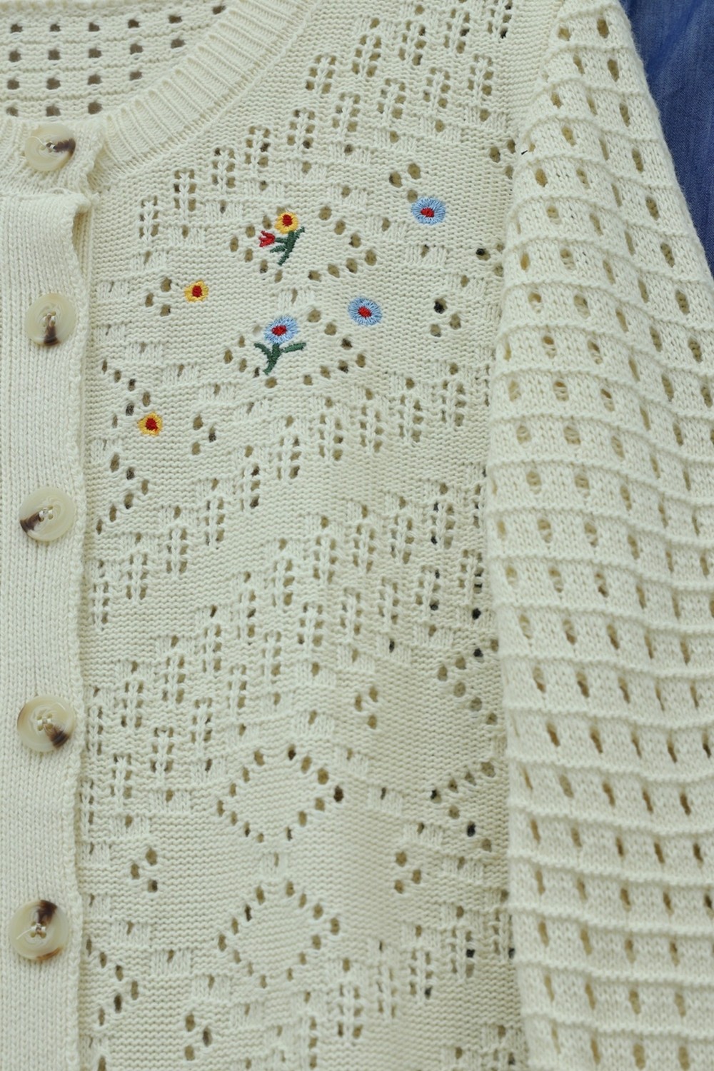 Moda Morfo Çiçek Nakışlı Ajurlu Triko Hırka -Krem görsel 6