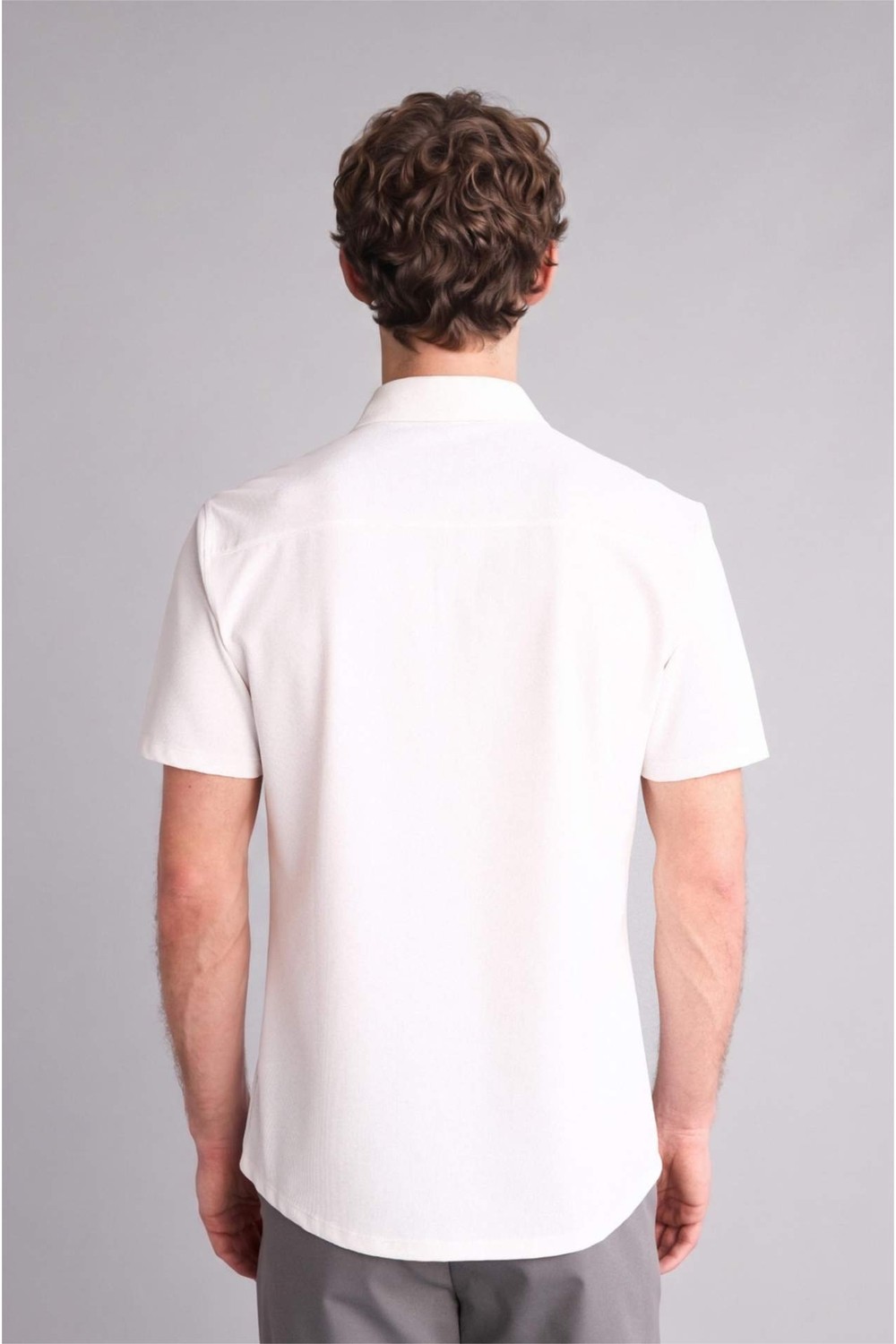 DeFacto Esnek Kumaş Slim Fit Kısa Kollu Gömlek G7408AX26SM görsel 3