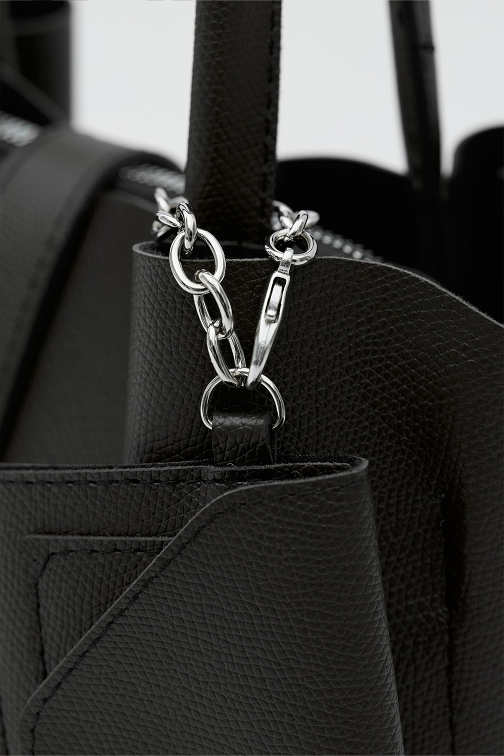 Shule Bags Guide Kartlık Charmlı El ve Omuz Çantası Koyu Kahve görsel 5
