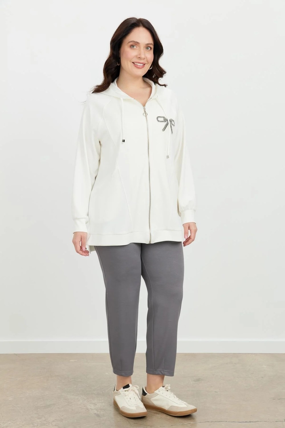 Accort Büyük Beden Taş Baskı Sweatshirt-Ekru