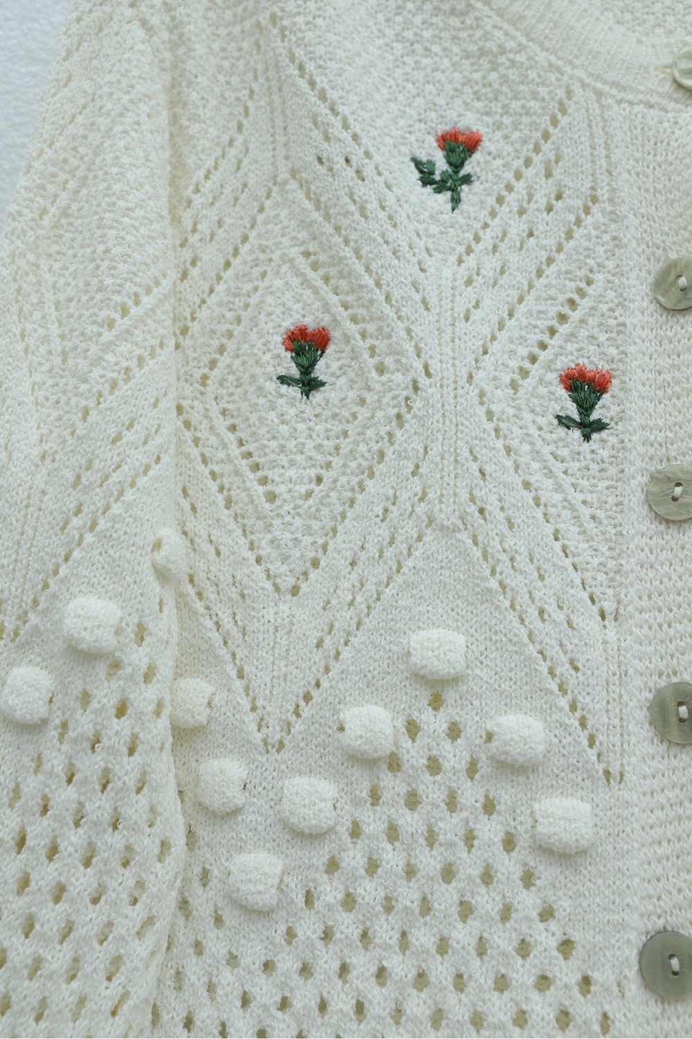 Moda Morfo Önü Ve Kolları Ponponlu Çiçek Nakışlı Düğmeli Triko Hırka -Ekru görsel 6