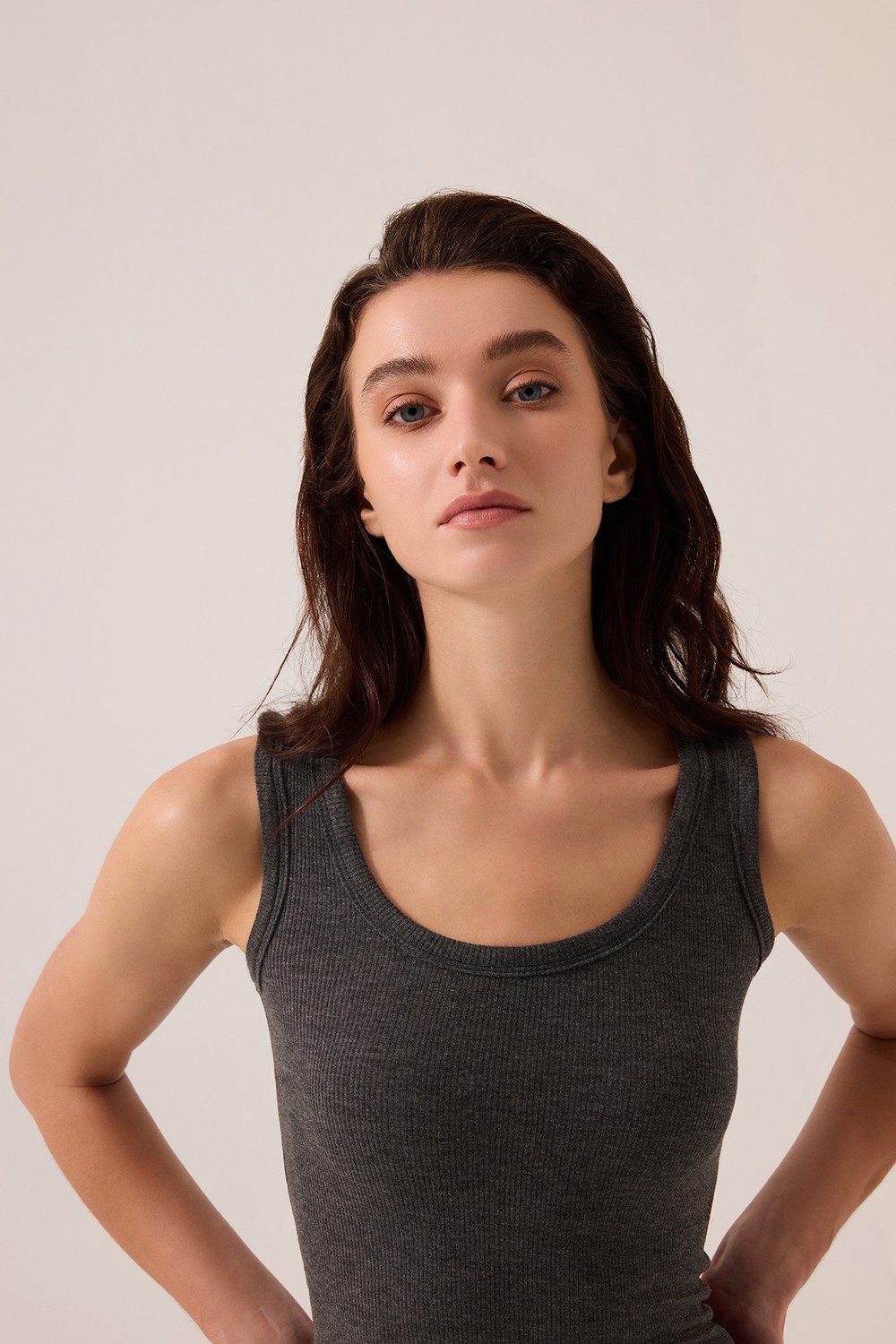 Los Ojos x Ece Vizon Modal Kumaşlı Askılı Şortlu Pijama Takımı Ribbed Pj3 görsel 5