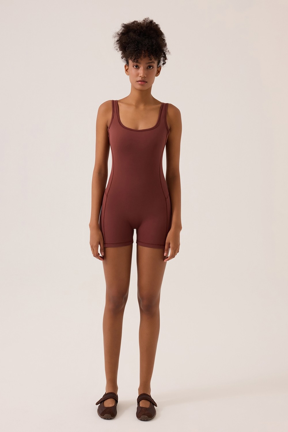 Los Ojos x Ece Siyah Kare Yaka Askılı Kısa Spor Tulum Unitard görsel 7