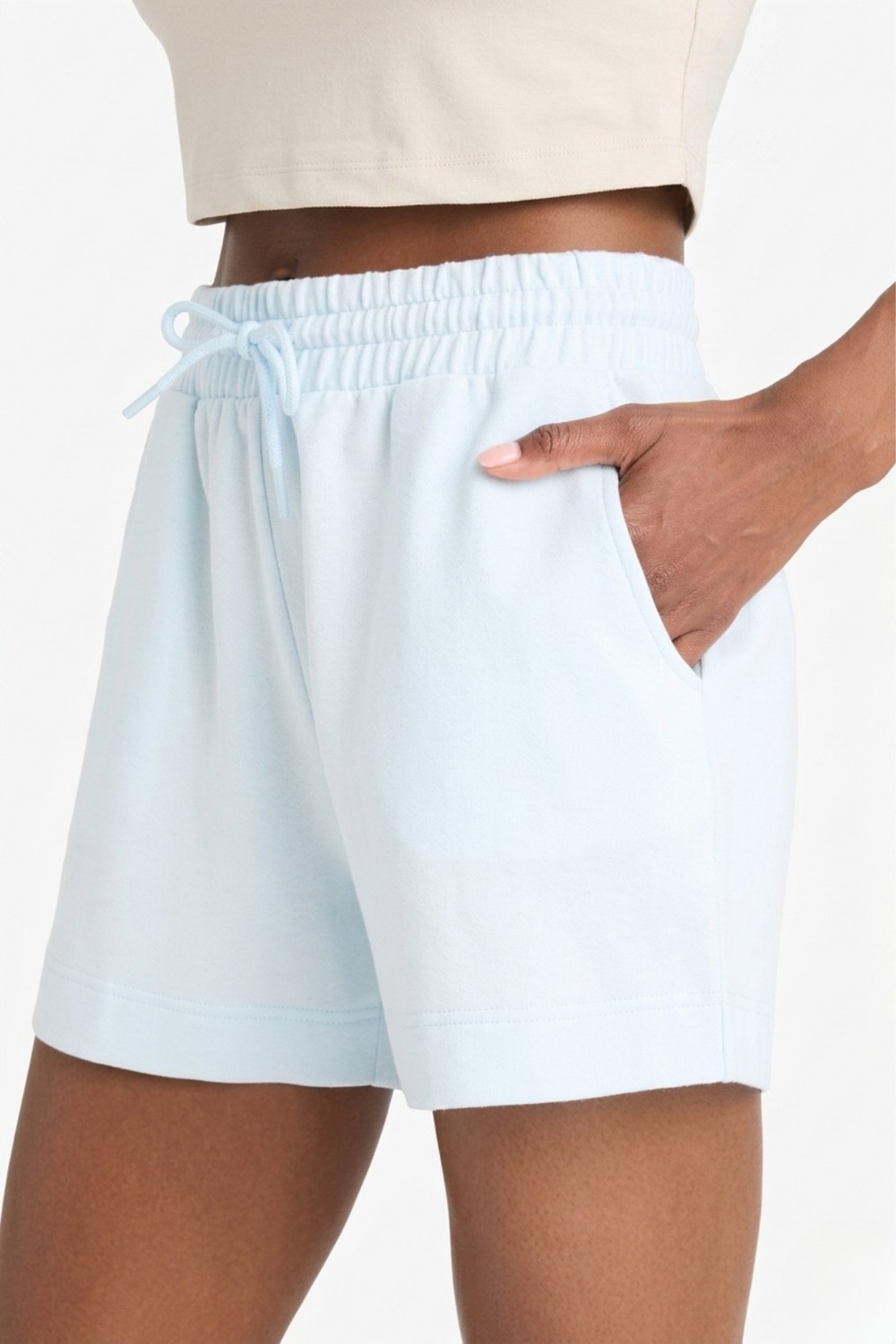 Soft & Basic Kadın Rahat Kalıp Cepli Beli Lastikli Kısa Paça Mavi Şort görsel 4
