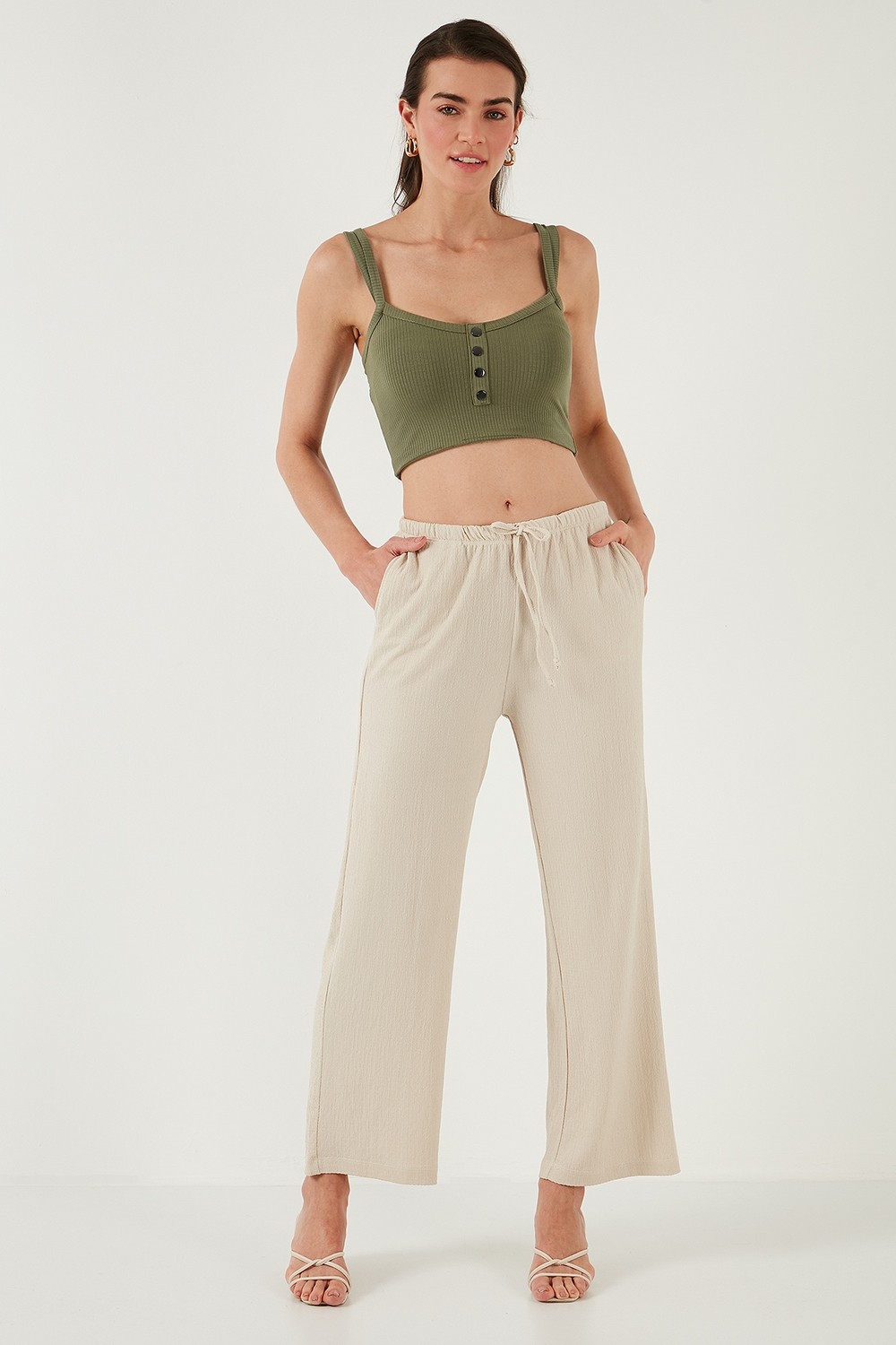 Lela Regular Fit Normal Bel Geniş Paça Pantolon Bayan Pantolon 5866117 görsel 3