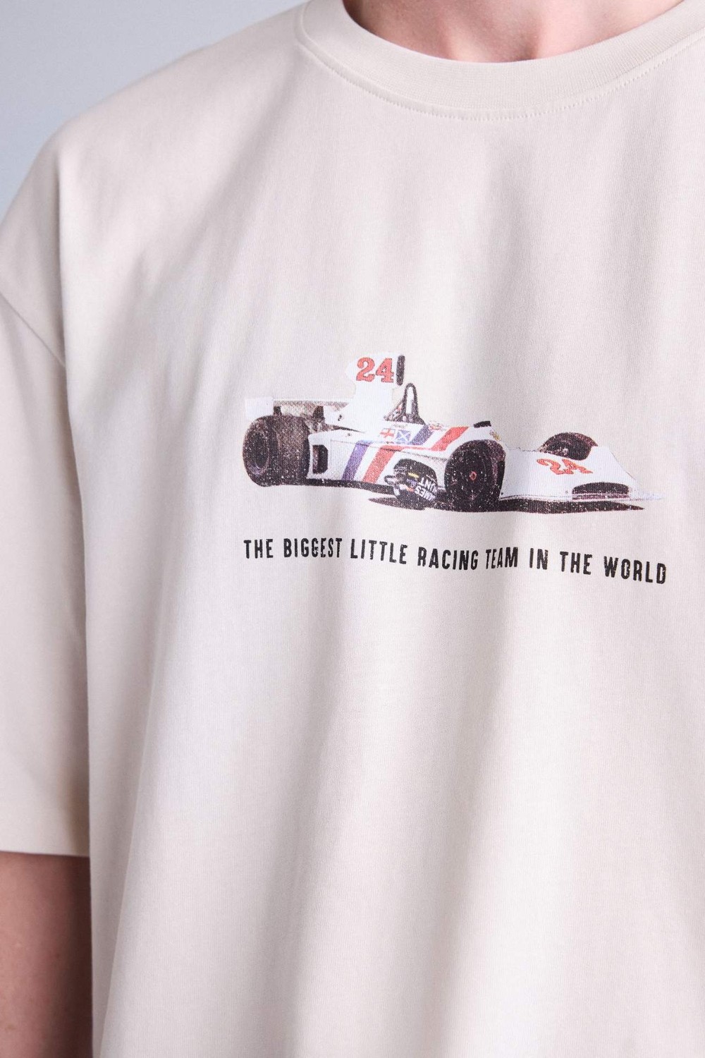 DeFacto %100 Pamuk Hesketh Racing Boxy Fit Sırt Baskılı Kısa Kollu Tişört H6736AX26HS görsel 6