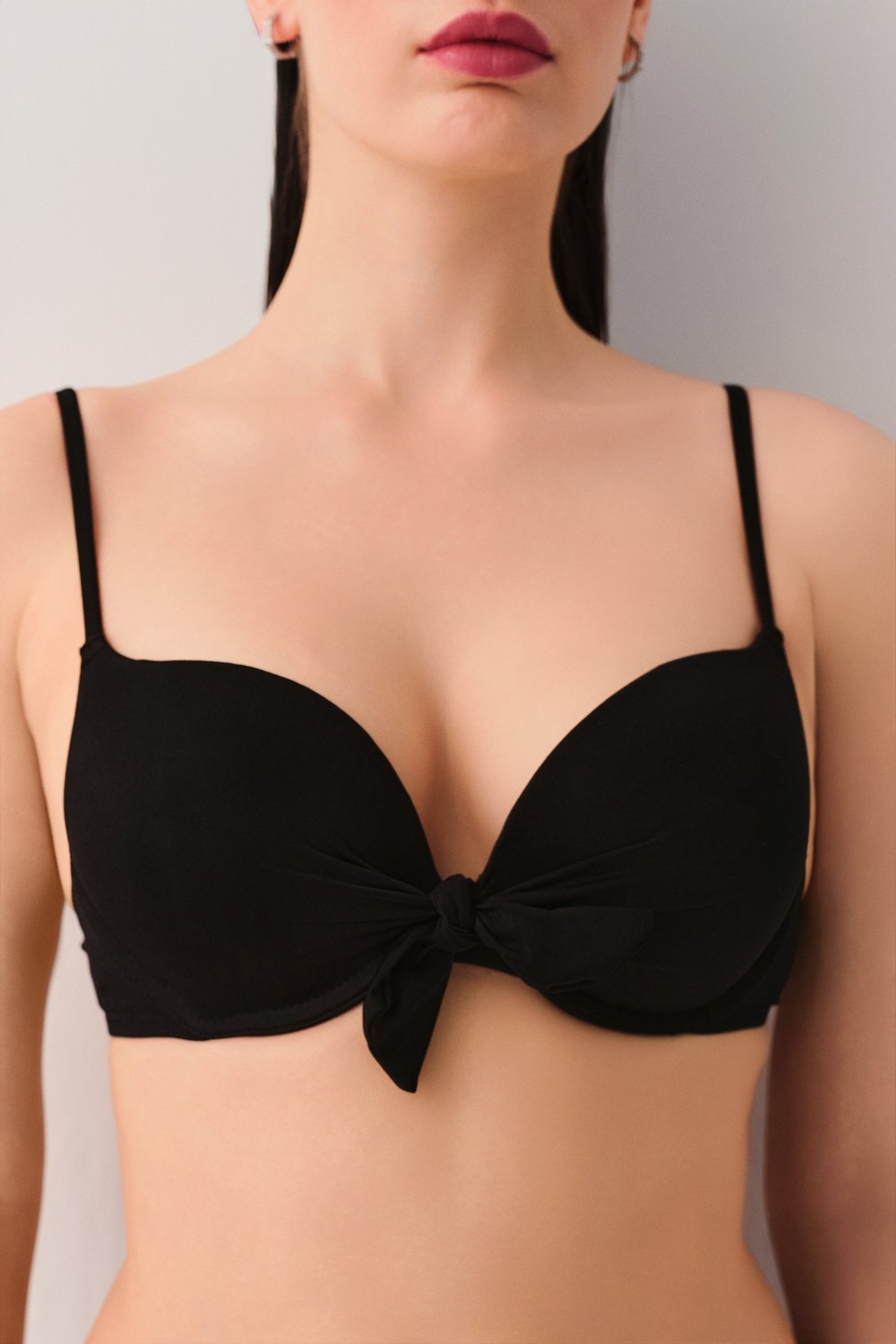 Suwen Önden Bağcıklı Full Dolgulu Bikini Üst görsel 3
