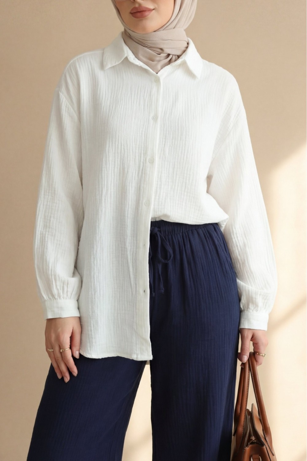 Moda Morfo Oval Kesim Düğmeli Müslin Gömlek -Ekru görsel 8