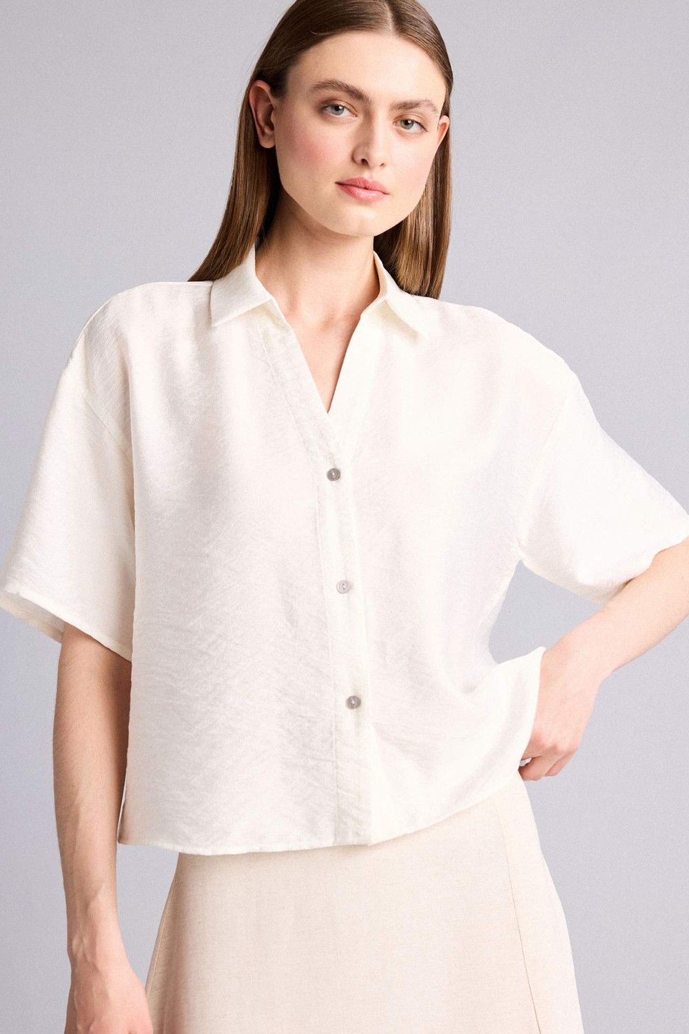 DeFacto Regular Fit Dokulu Kumaş Kısa Kollu Gömlek H7939AX26SM