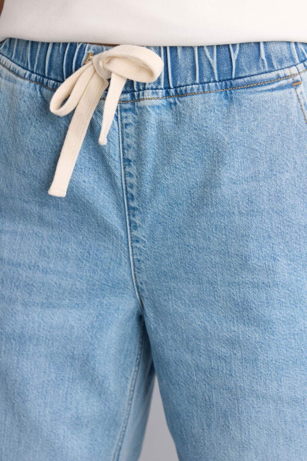 DeFacto %100 Pamuk Wide Leg Yüksek Lastikli Bel Geniş Paça Uzun Yumuşak Jean Pantolon H3520AX26SM görsel 5