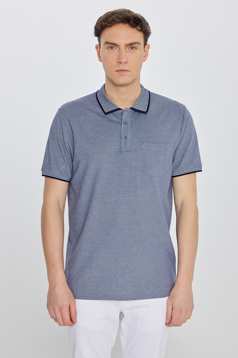 Altınyıldız Classics Erkek Çekmeyen Pamuklu Kumaş Regular Fit Rahat Kesim Bordo Kıvrılmaz Polo Yaka Cepli Tişört görsel 2