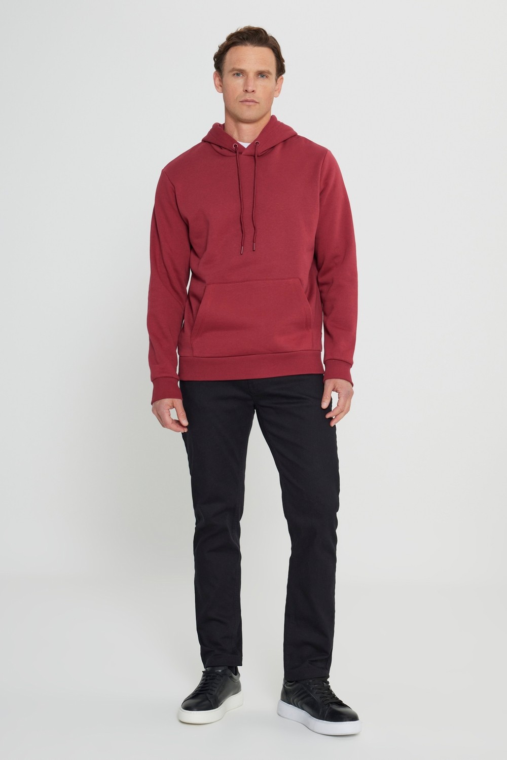 Altınyıldız Classics Erkek Siyah Standart Fit Normal Kesim Içi Polarlı 3 Iplik Kapüşonlu Pamuklu Sweatshirt görsel 3
