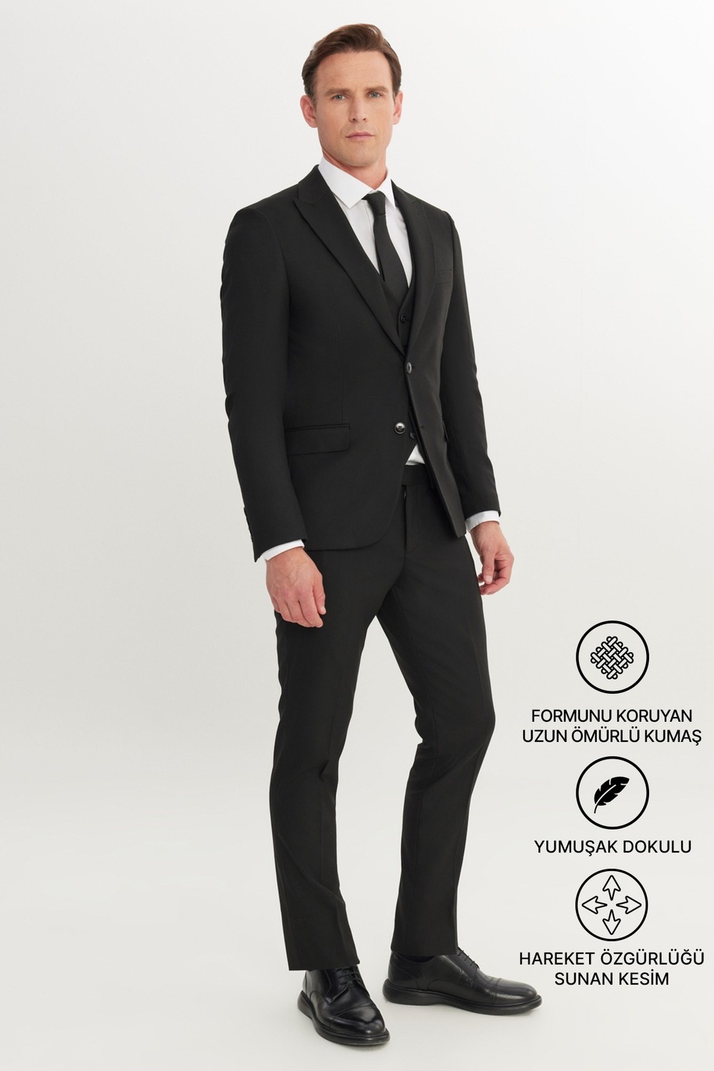 Altınyıldız Classics Erkek Siyah Slim Fit Dar Kesim Yelekli Takım Elbise Kırlangıç Yaka Kapak Cepli
