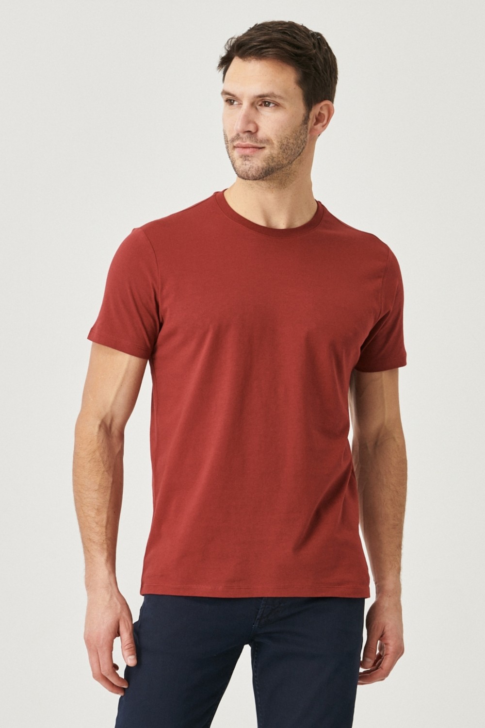 Altınyıldız Classics Erkek Siyah %100 Pamuk Slim Fit Dar Kesim Bisiklet Yaka Tişört görsel 3