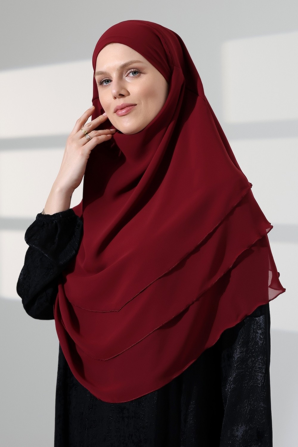 İhvan Online Tesettür Şifon Peçeli Üç Katlı Oval Sufle Khimar, Pratik Hijab Şal - Haki Yeşil (ZN1704)