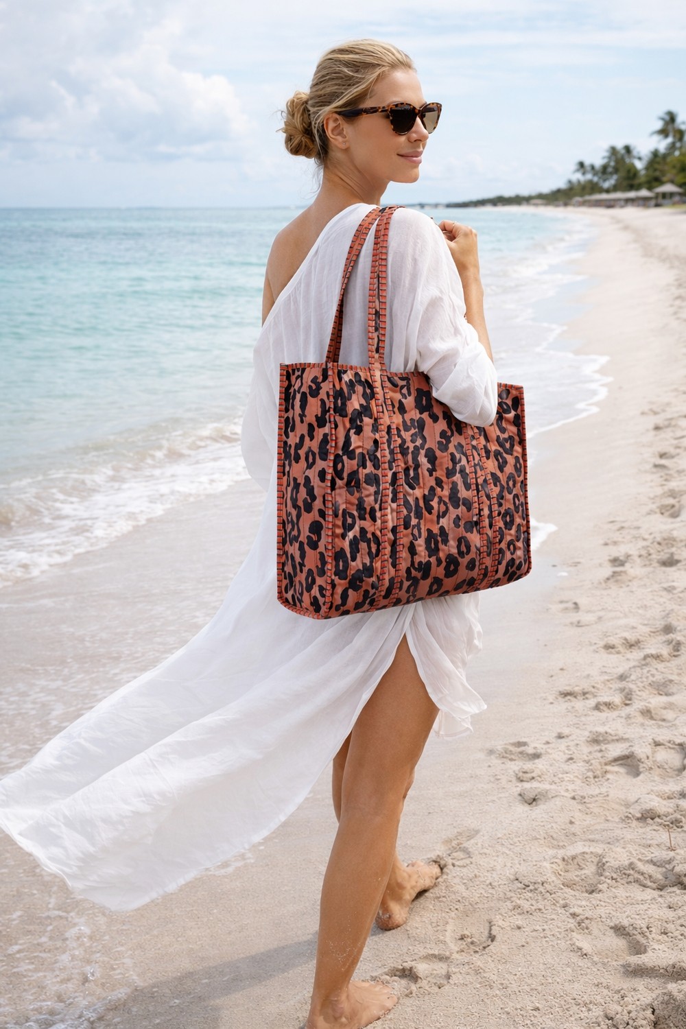 İcone Bag Patch Yama Desen Baskılı Kapitoneli Plaj Çantası, Içi Çizgili Baskılı Shopper Çanta, Pembe Plaj Çantası görsel 6
