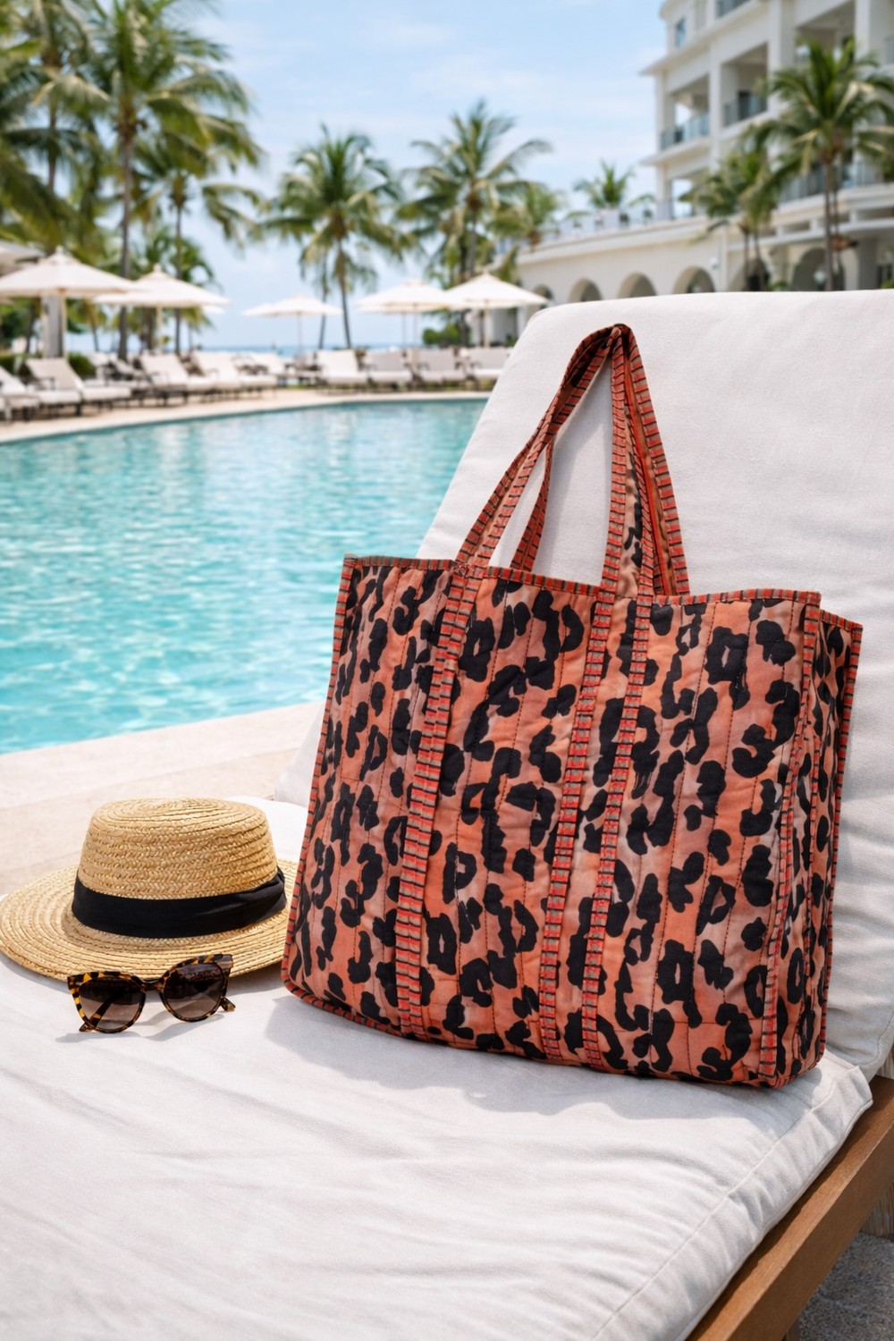 İcone Bag Patch Yama Desen Baskılı Kapitoneli Plaj Çantası, Içi Çizgili Baskılı Shopper Çanta, Pembe Plaj Çantası görsel 8