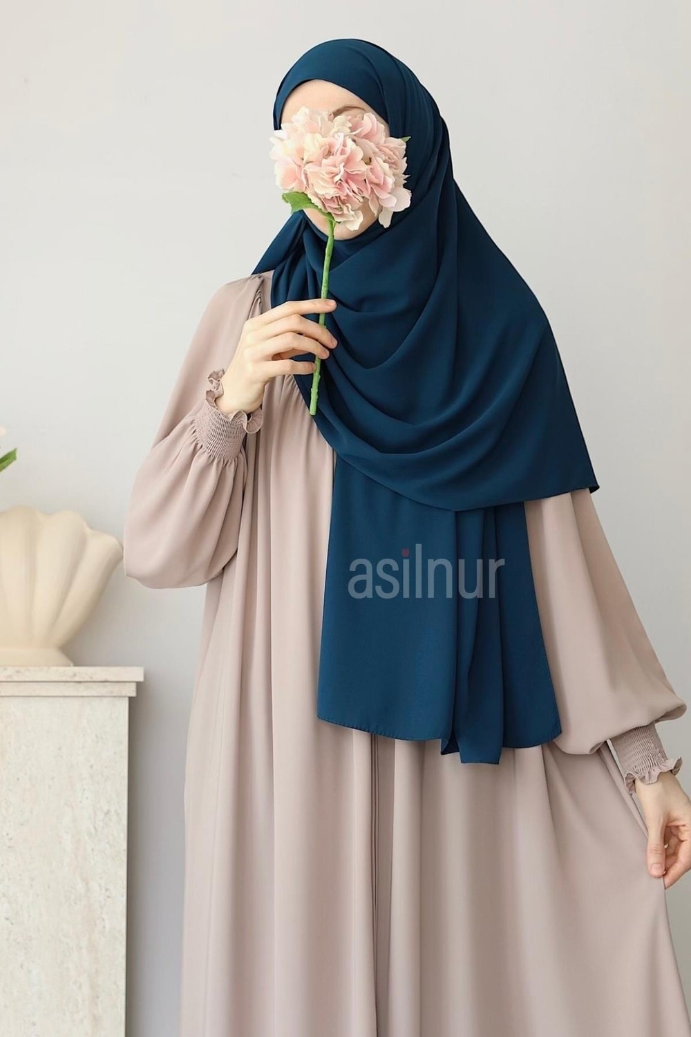 Asilnur Elif Büyük Boy Siyah Şal 70X220 cm Medine İpeği Yumuşak Dokulu Rahat Kullanım görsel 5