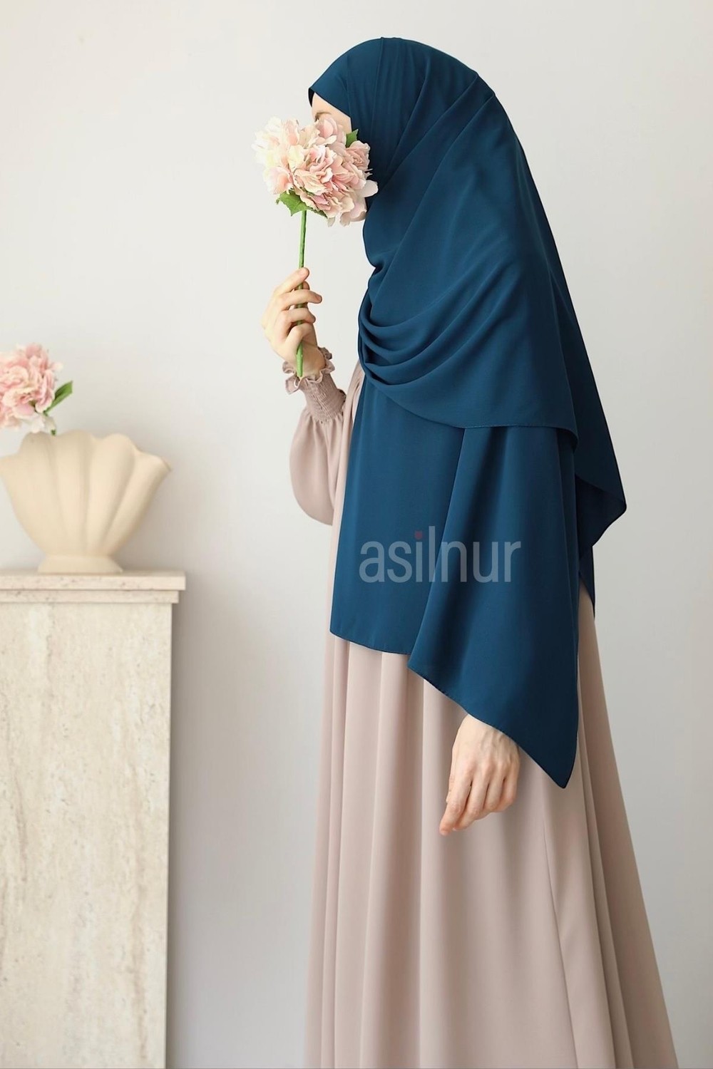 Asilnur Elif Büyük Boy Siyah Şal 70X220 cm Medine İpeği Yumuşak Dokulu Rahat Kullanım görsel 6
