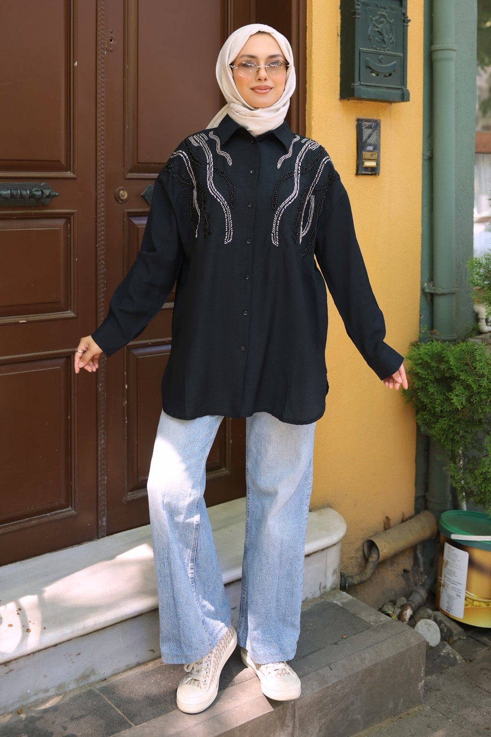 İmaj Butik Siyah Boncuk Işlemeli Gömlek görsel 7