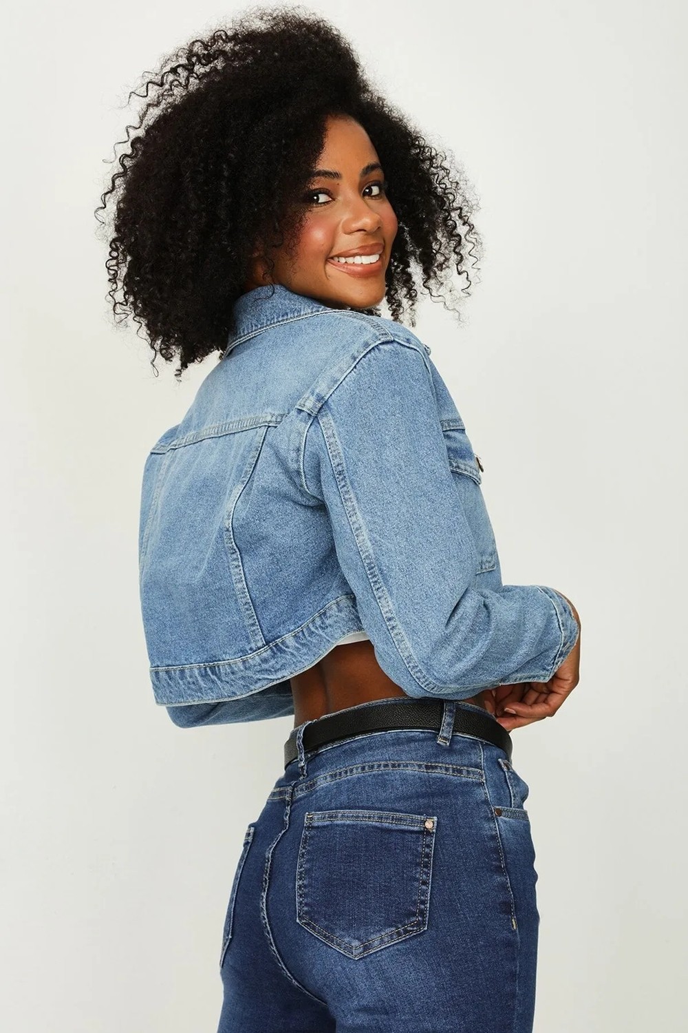 Select Moda Kadın Düğmeli Crop Denim Ceket Cotton Siyah Renkli Şık Tasarım görsel 6