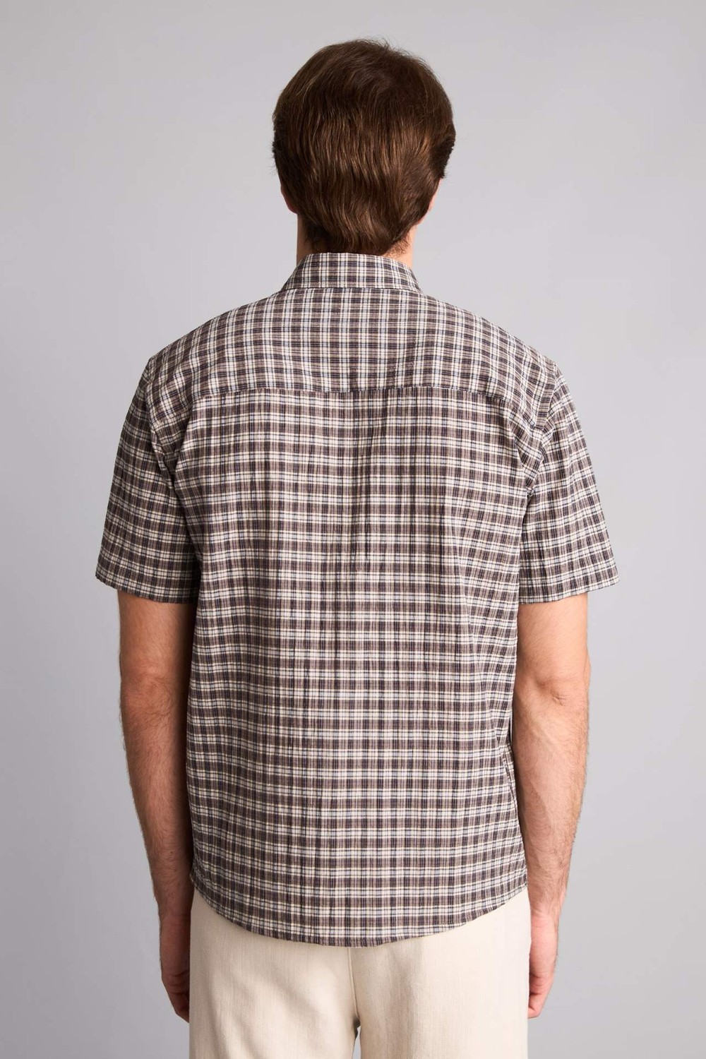 DeFacto Regular Fit Polo Yaka Kareli Krinkıl Kumaş Kısa Kollu Gömlek H5767AX26SM görsel 5