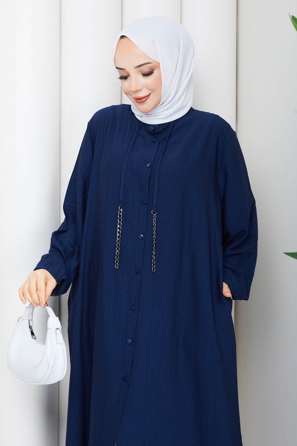 Pamuk Butik Kadın Büyük Beden Zincir Detaylı Yandan Cepli Kap -PMK557