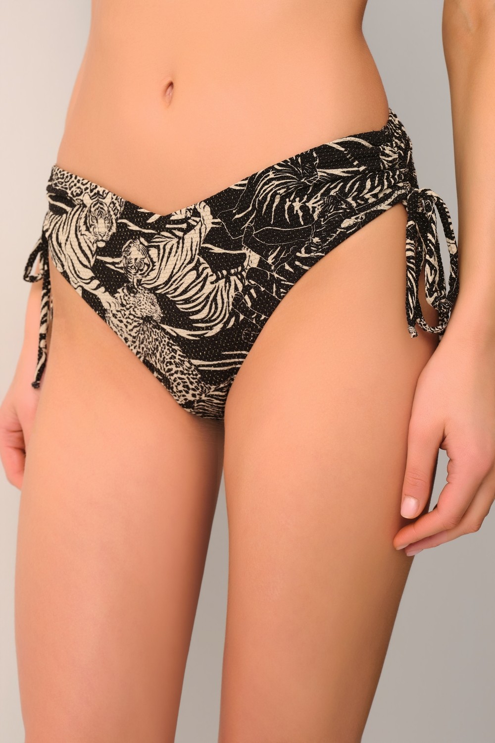 Suwen Ashley Yüksek Bek V Kesim Bikini Alt
