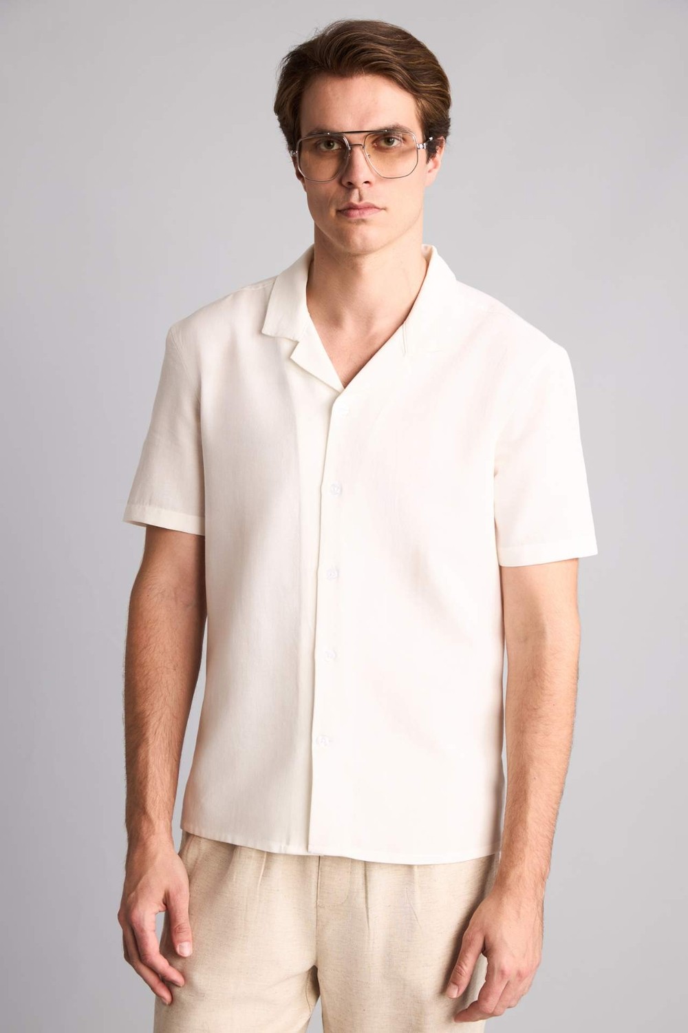 DeFacto Modern Fit Polo Yaka Keten Karışımlı Kısa Kollu Gömlek H7840AX26SM görsel 3