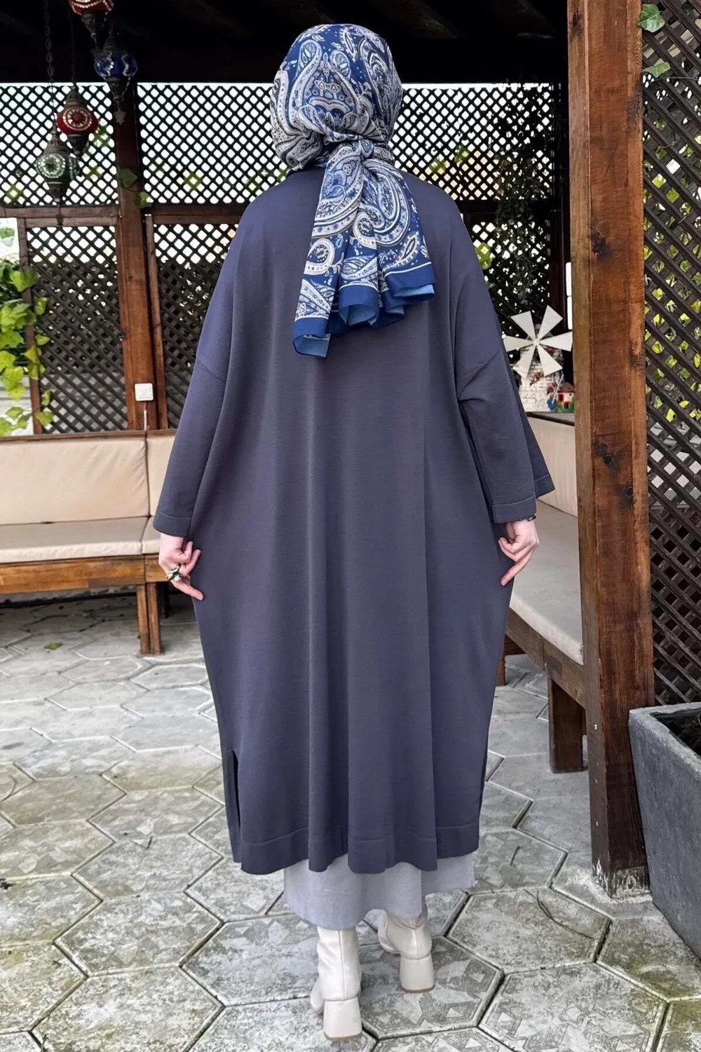 Rabia Şamlı Antrasit Panço Triko Hırka Standart Beden Kadın İçin Rahat ve Şık Tasarım görsel 7