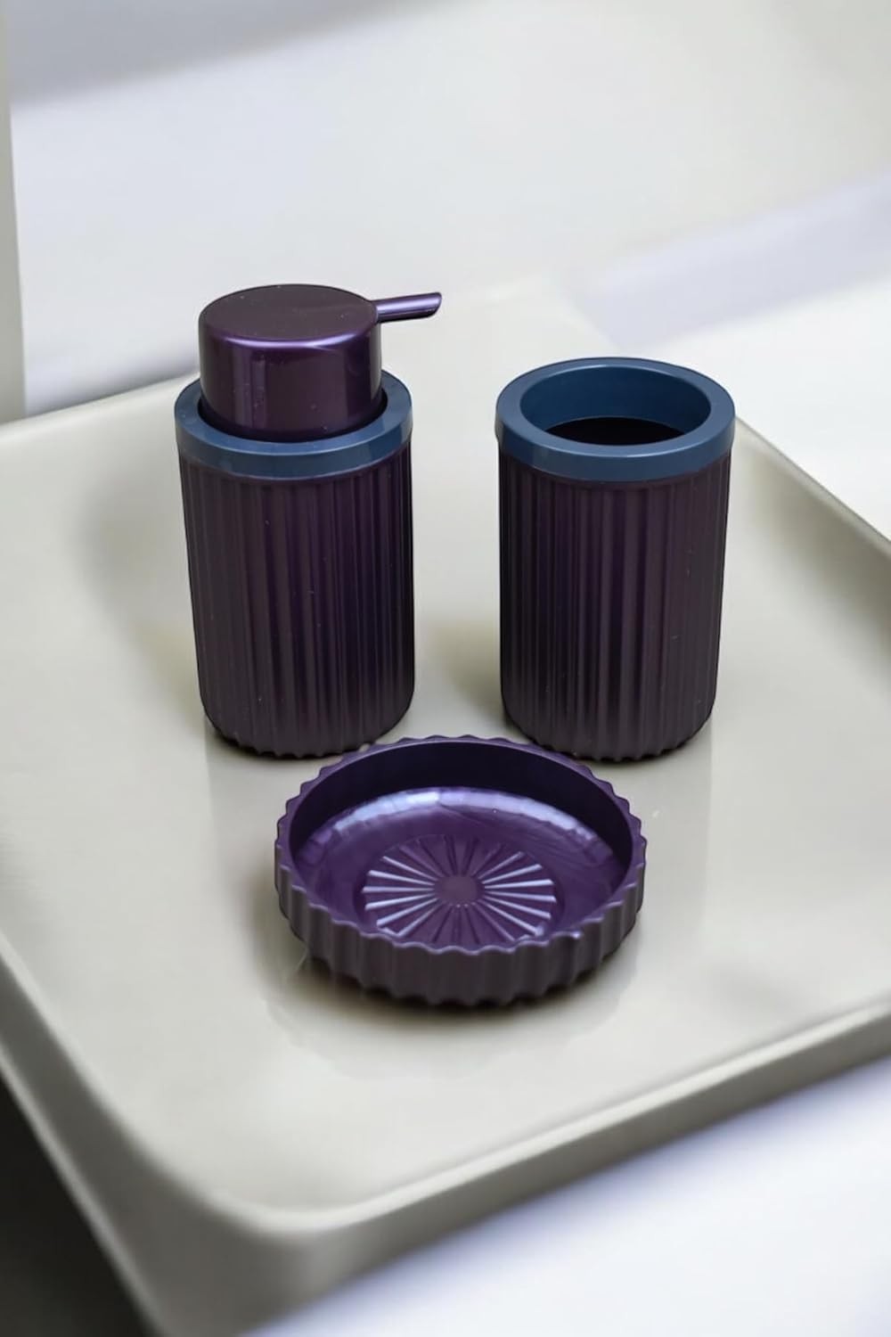 Prime 3 Parça Sert Plastik Banyo Seti/sıvı Sabunluk, Diş Fırçalık ve Katı Sabunluk-Mürdüm