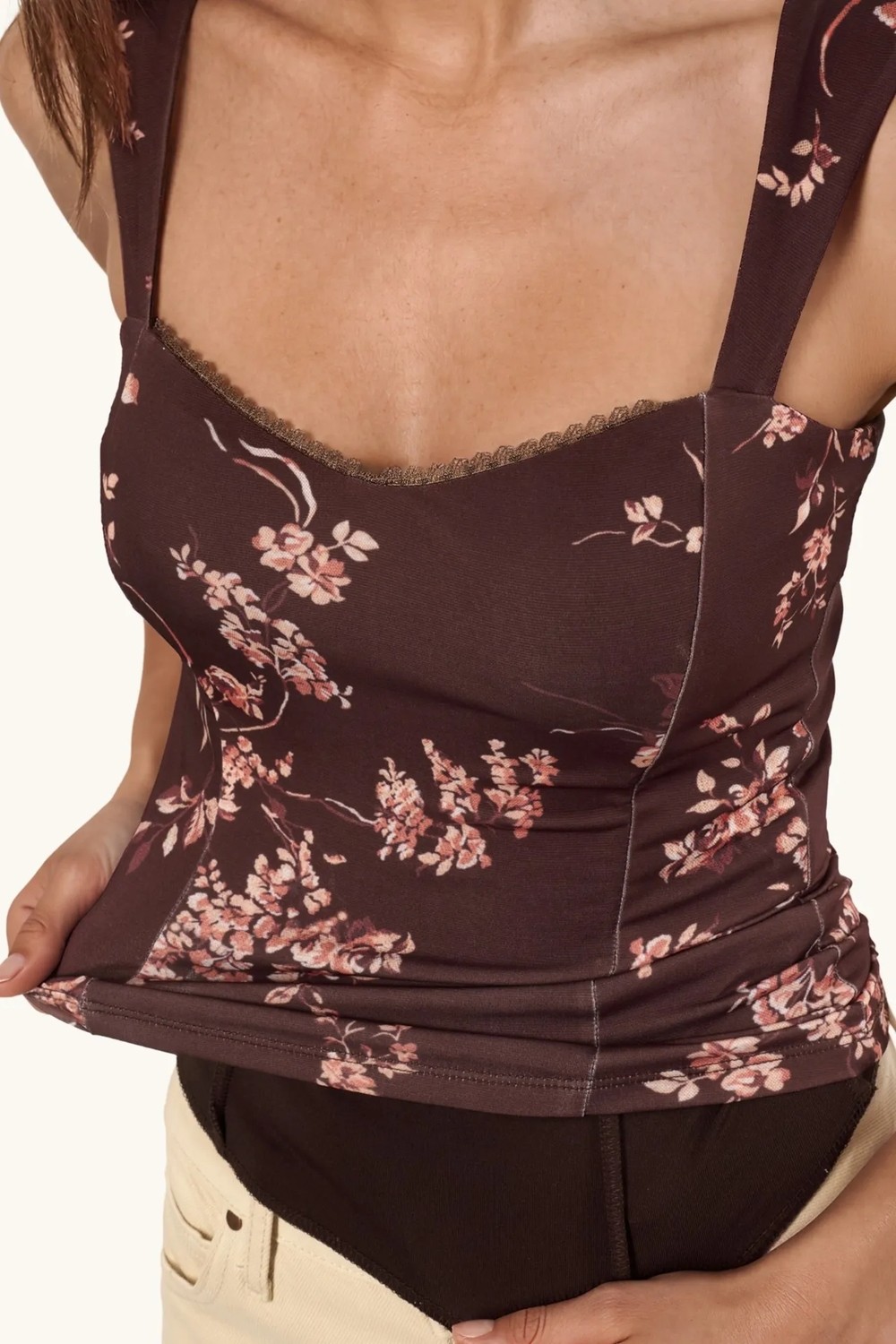 Hiccup Kadınlar Kalp Yakalı Çiçekli Bluz Mocha Kahvesi görsel 5