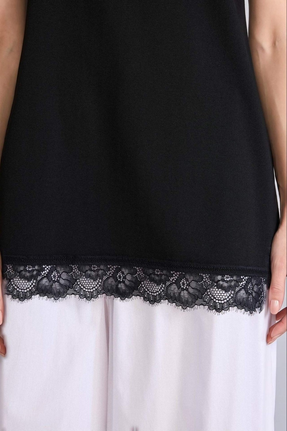 DeFacto Slim Fit Bisiklet Yaka Dantel Detaylı Atlet H3097AX26SM görsel 7