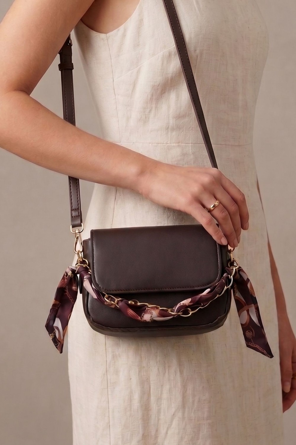 Vivazzaluxe Silk & Chain Model Mini Kadın Deri El, Kol, Omuz Çanta görsel 4