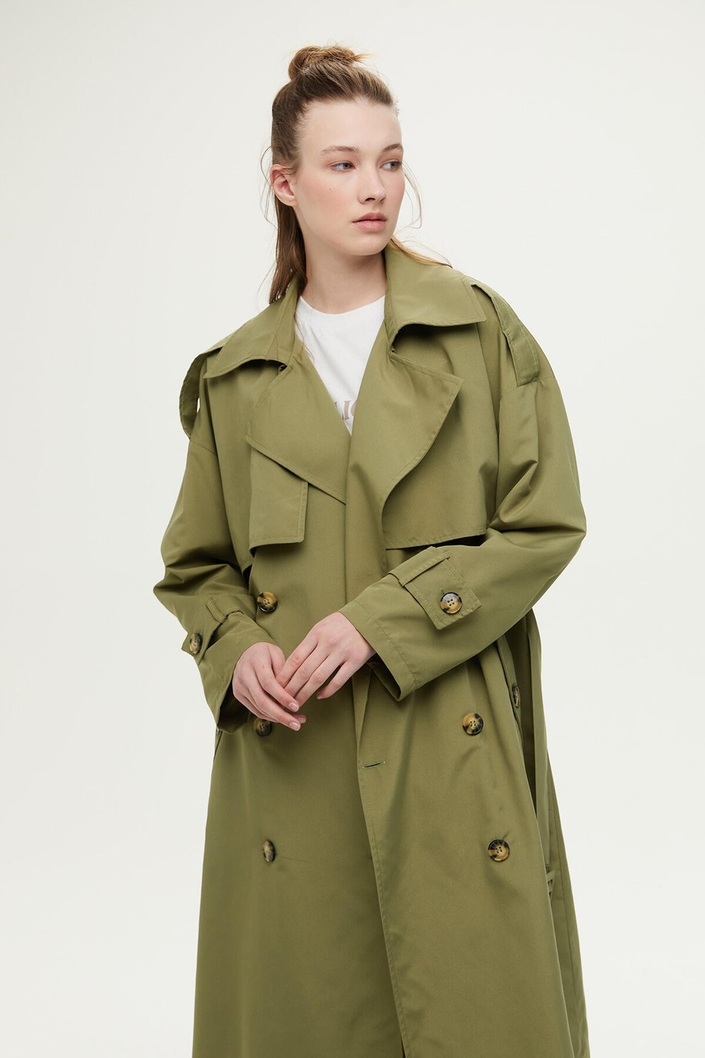 Manuka Kadın Haki Trençkot, %100 Polyester, Kruvaze Düğmeli, Rüzgarlıklı ve Apoletli, 2024 Moda Trendi görsel 8