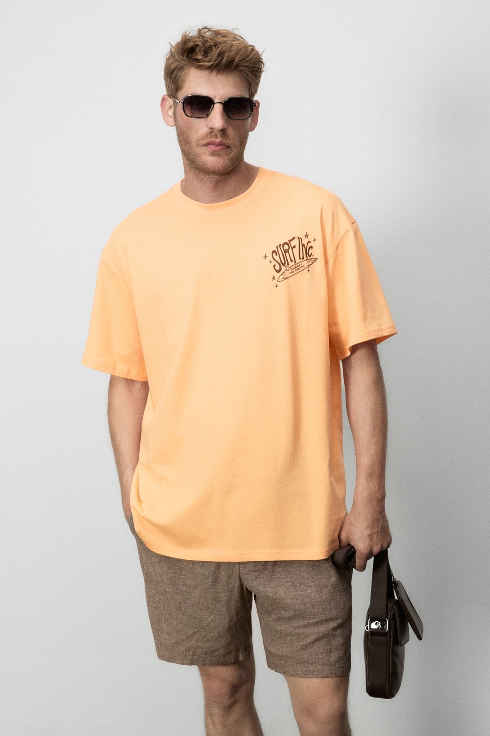 Grimelange Alonzo Erkek Oversize Fit %100 Pamuk Nakışlı Ve Baskılı Ekru T-shirt