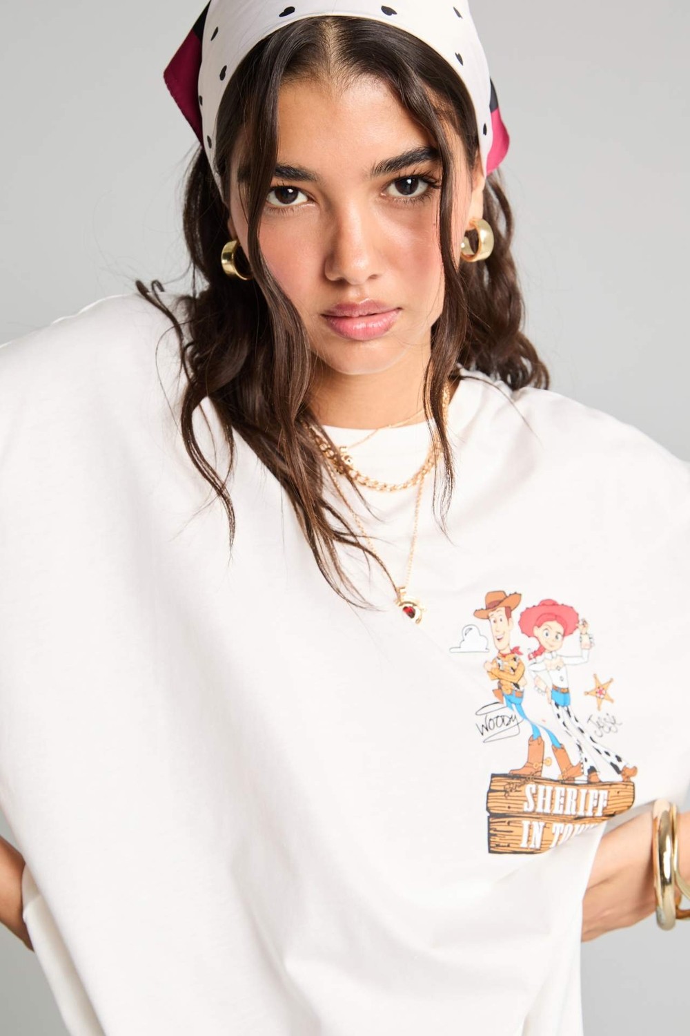 DeFacto %100 Pamuk Toy Story Lisanslı Oversize Bisiklet Yaka Sırt Baskılı Ribana Kısa Kollu Ekru Tişört H6819AX26SM görsel 5