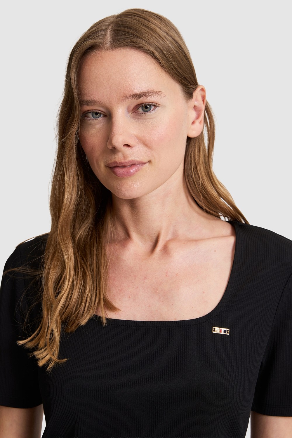 U.S. Polo Assn. Kadın Siyah Kare Yaka Basic Tişört 50323524-VR046 görsel 2