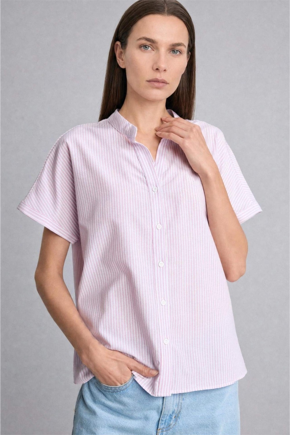 DeFacto Regular Fit Bisiklet Yaka Kısa Kollu Açık Pembe Çizgili Gömlek H8693AX26HS görsel 3