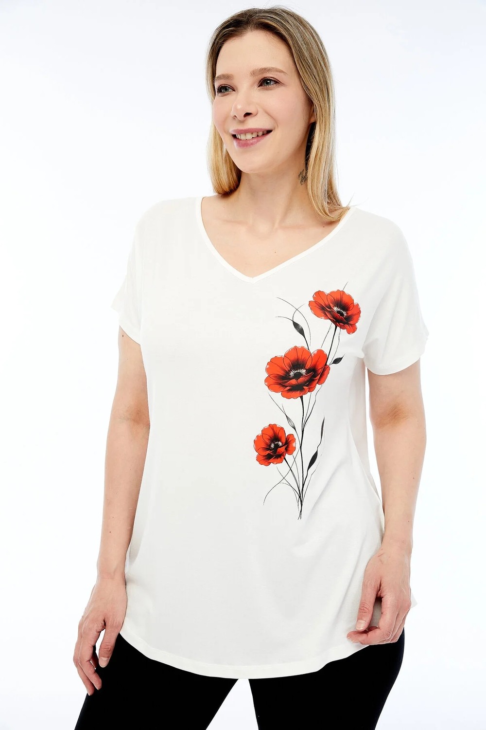 Curvy Trend Büyük Beden Gelincikler Baskılı V Yaka Kısa Kol Geniş Etekli Bluz görsel 5