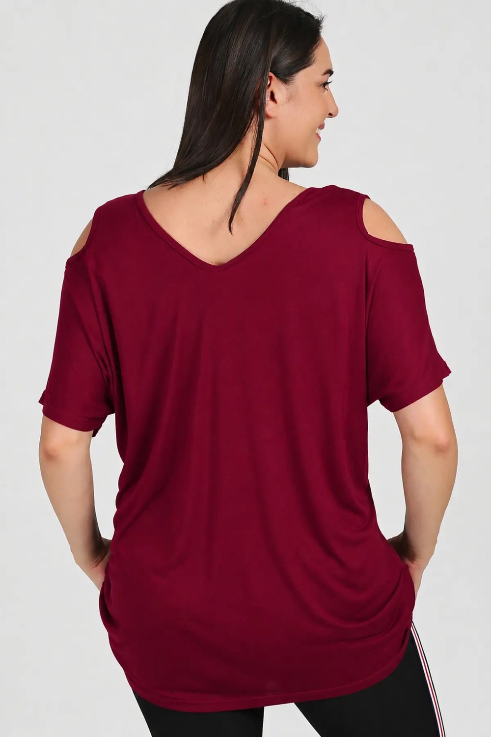 Curvy Trend Büyük Beden Breathe Baskılı Omuzu V Pencere Kısa Kol Bluz görsel 5