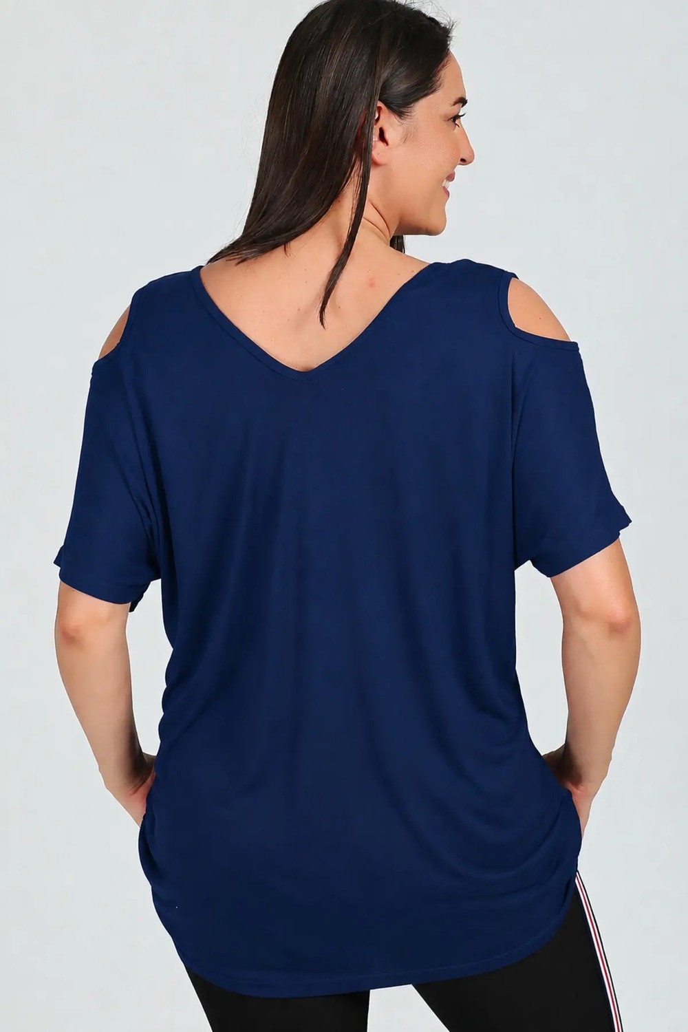 Curvy Trend Büyük Beden Breathe Baskılı Omuzu V Pencere Kısa Kol Bluz görsel 8
