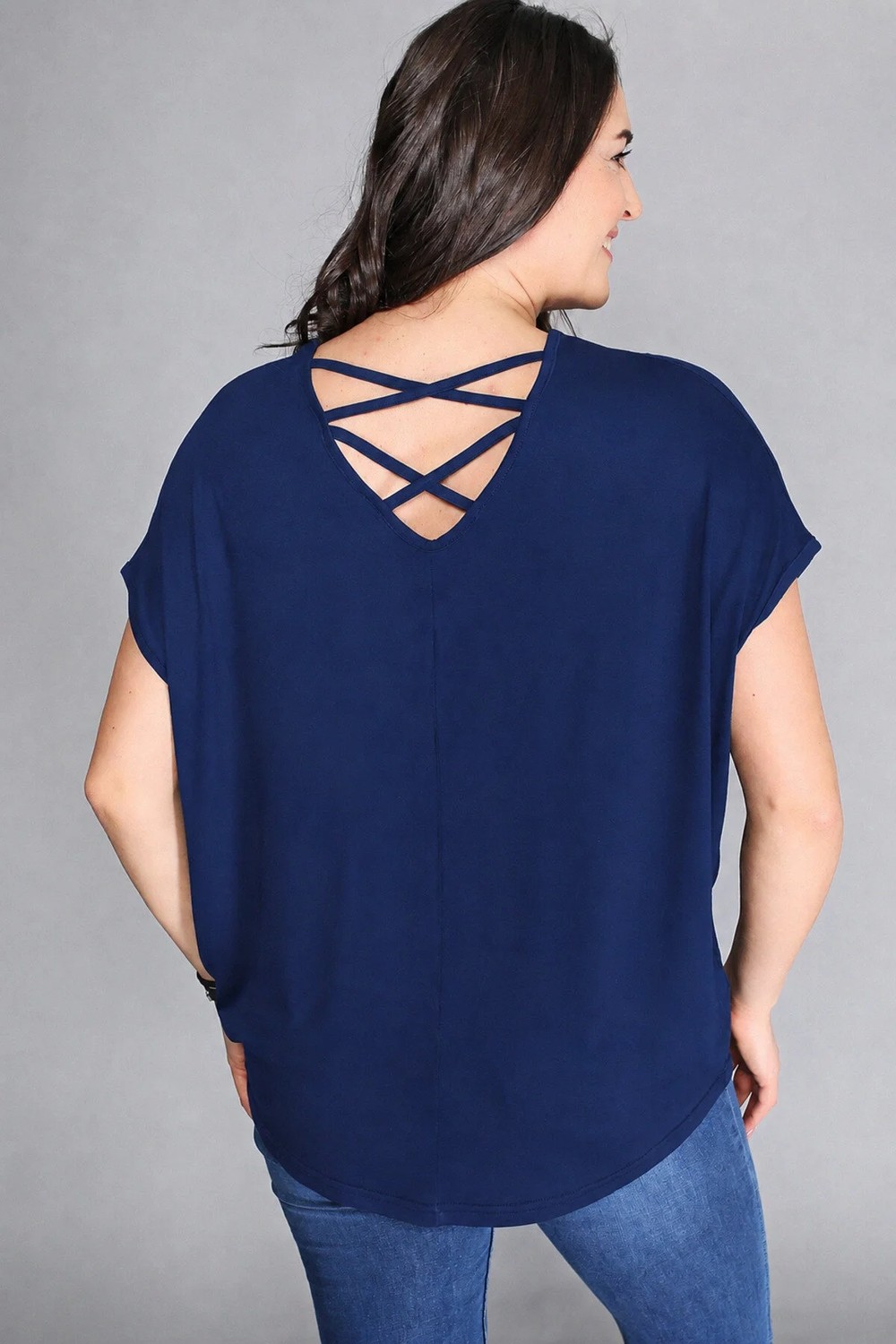 Curvy Trend Büyük Beden Sırt Çapraz Kısa Kol Bluz Siyah görsel 4