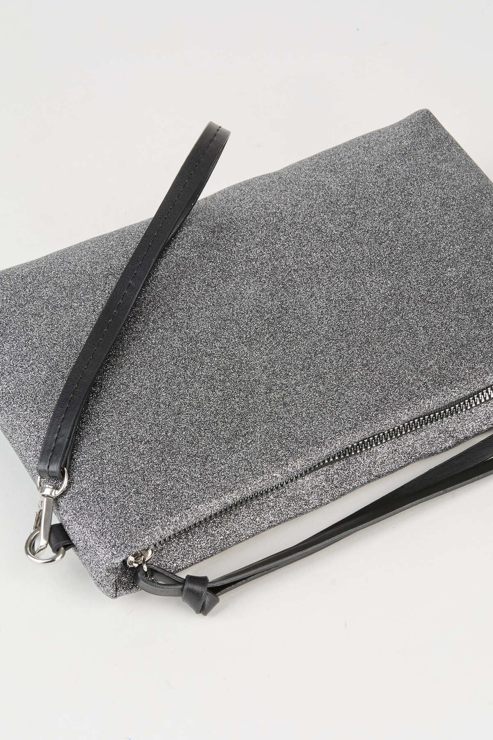 Vivaq Kadın Bellis Simli Gri Astarlı Suni Deri Bilek Askılı Portföy El ve Clutch Çanta
