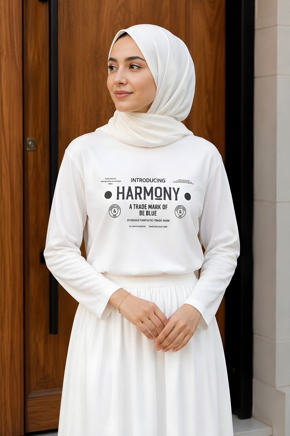 İmaj Butik Beyaz Bisiklet Yaka Baskılı Penye Body