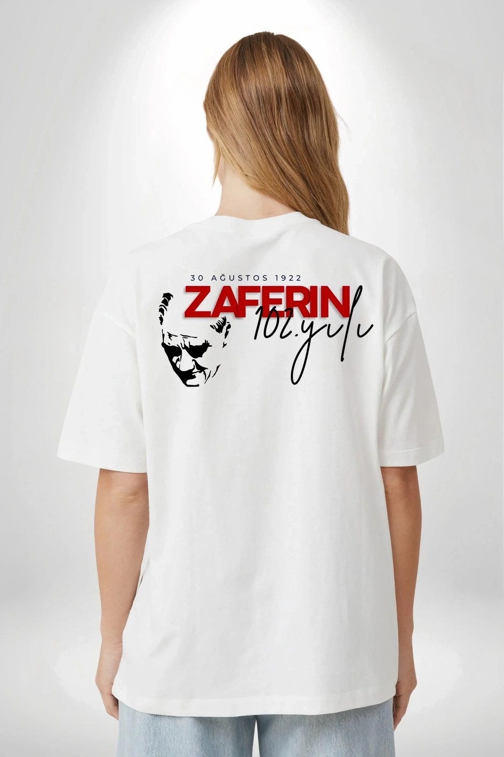 Tarz Yeri 30 Ağustos Zafer Bayramı Atatürk Temalı Oversize Bisiklet Yaka T-Shirt - Beyaz görsel 2