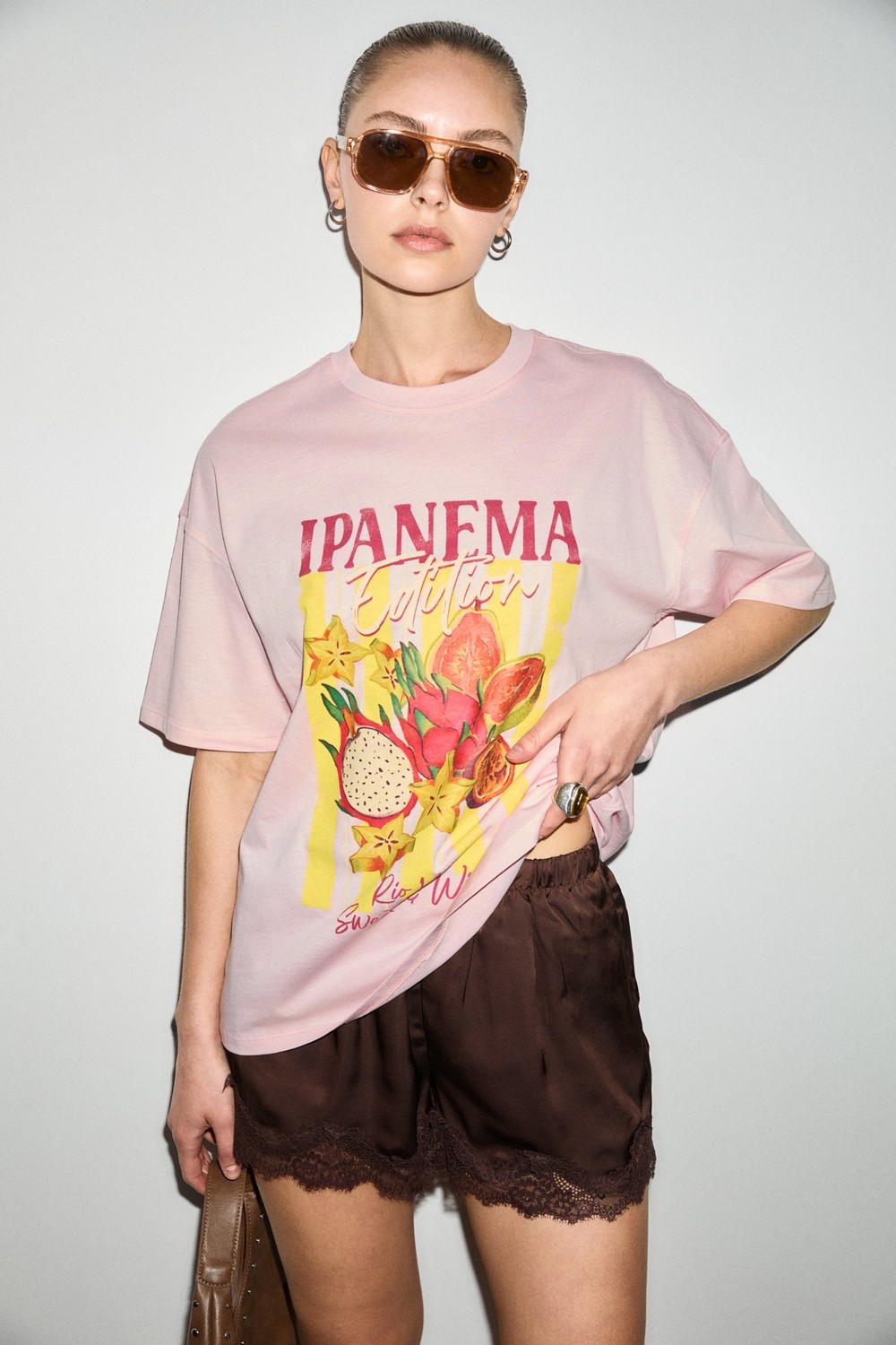 Grimelange Wuna Kadın Yumuşak Kumaşlı %100 Organik Pamuklu Baskı Detaylı Beyaz T-Shirt