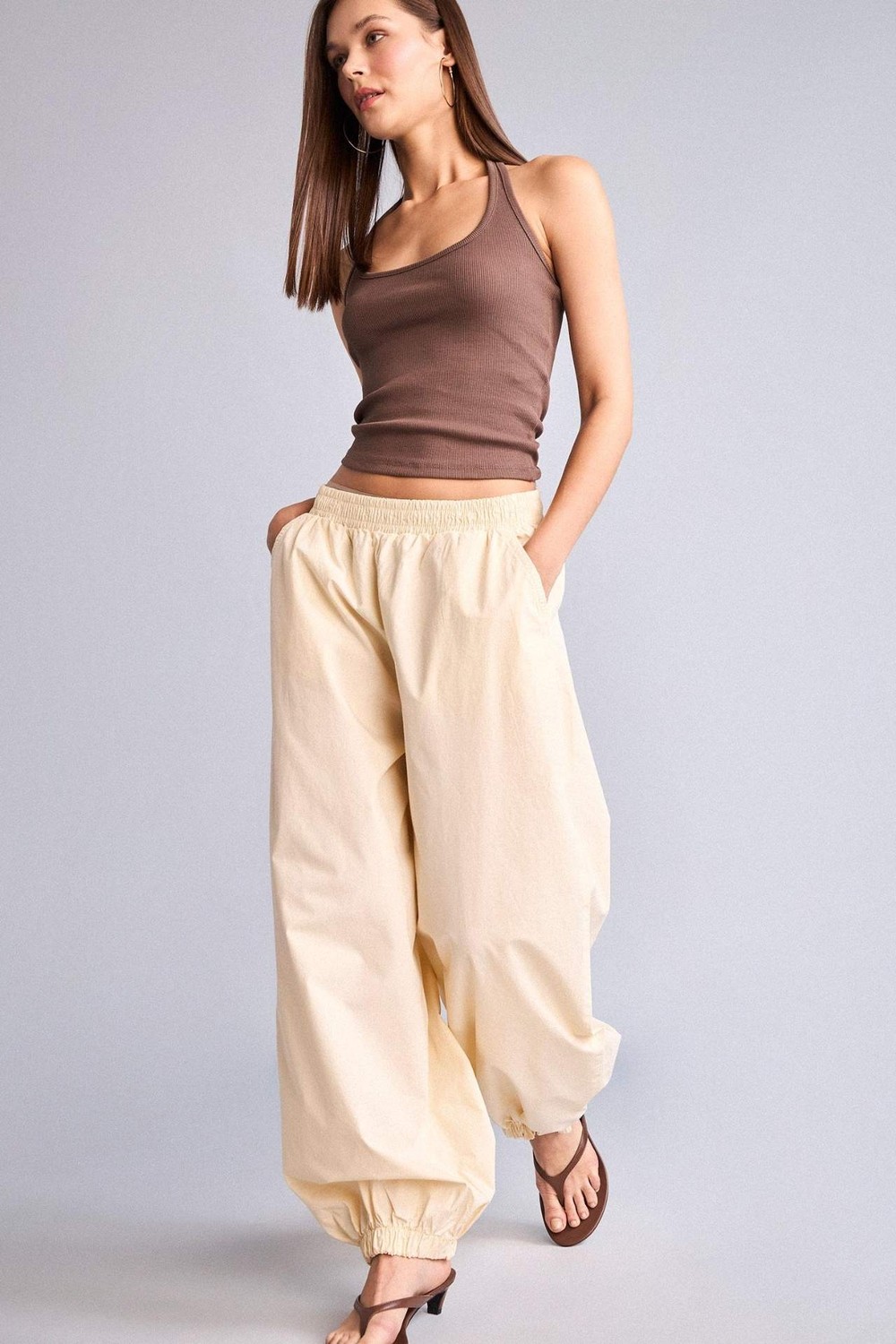 DeFacto %100 Pamuk Balloon Fit Çift Cepli Normal Bel Standart Boy Poplin Pantolon I0467AX26SM görsel 3