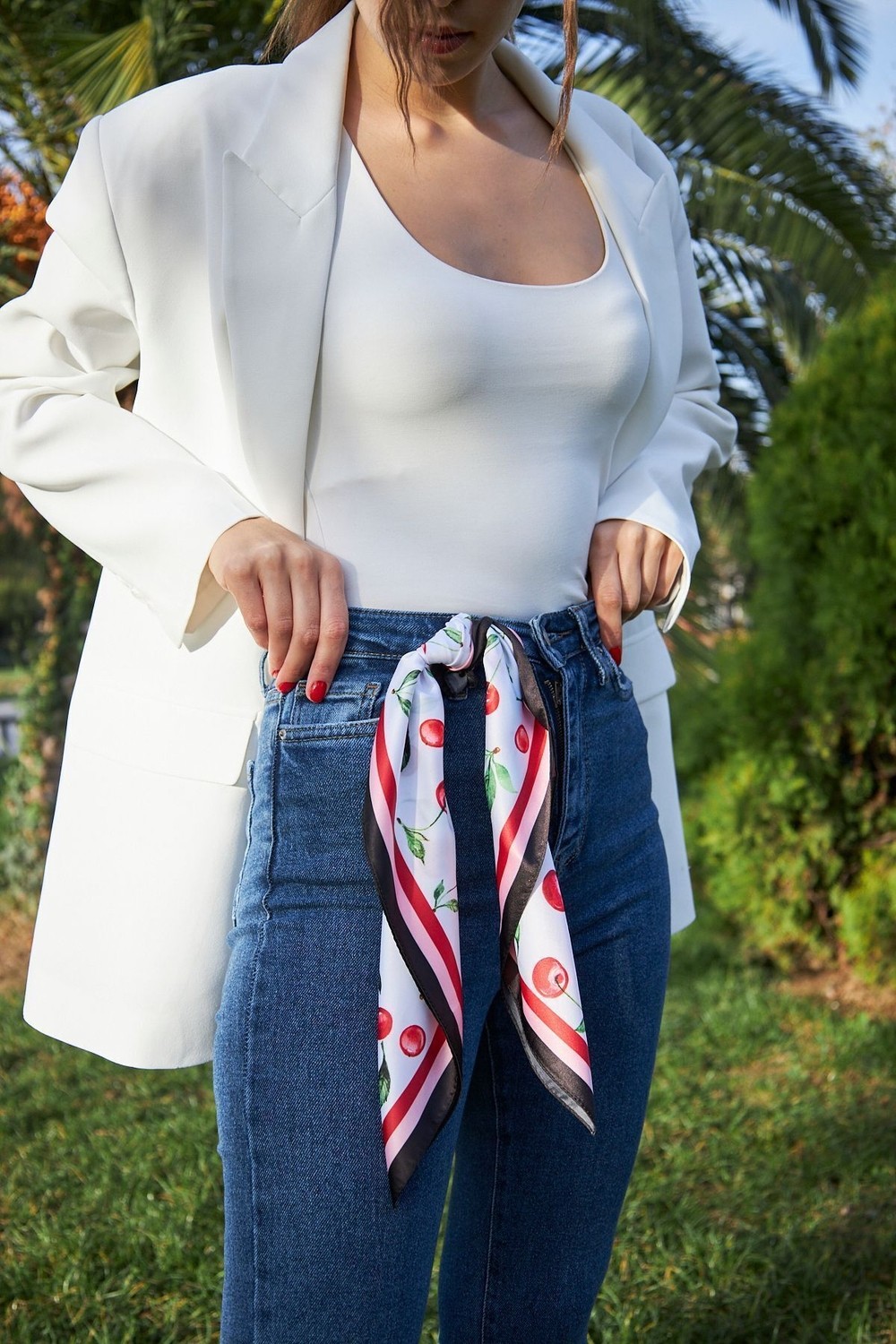 Dscarf Kadın Kiraz Desenli Fular Bandana Çok Renkli İpeksi Görünümlü %100 Polyester Kumaş görsel 6